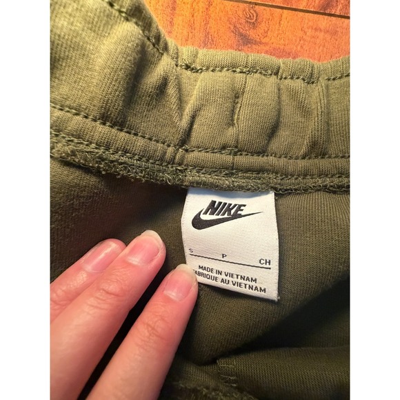 Nike Men's Sportswear Tech Fleece Jogger Pants Size S Rough Green CU4495-326 - Picture 3 of 8